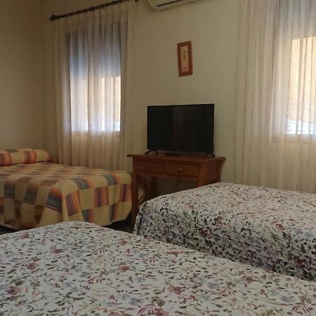 Posada La Reja Malpica de Tajo エクステリア 写真