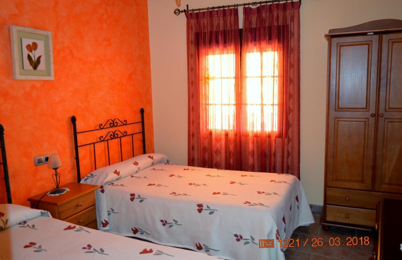 Posada La Reja Malpica de Tajo エクステリア 写真