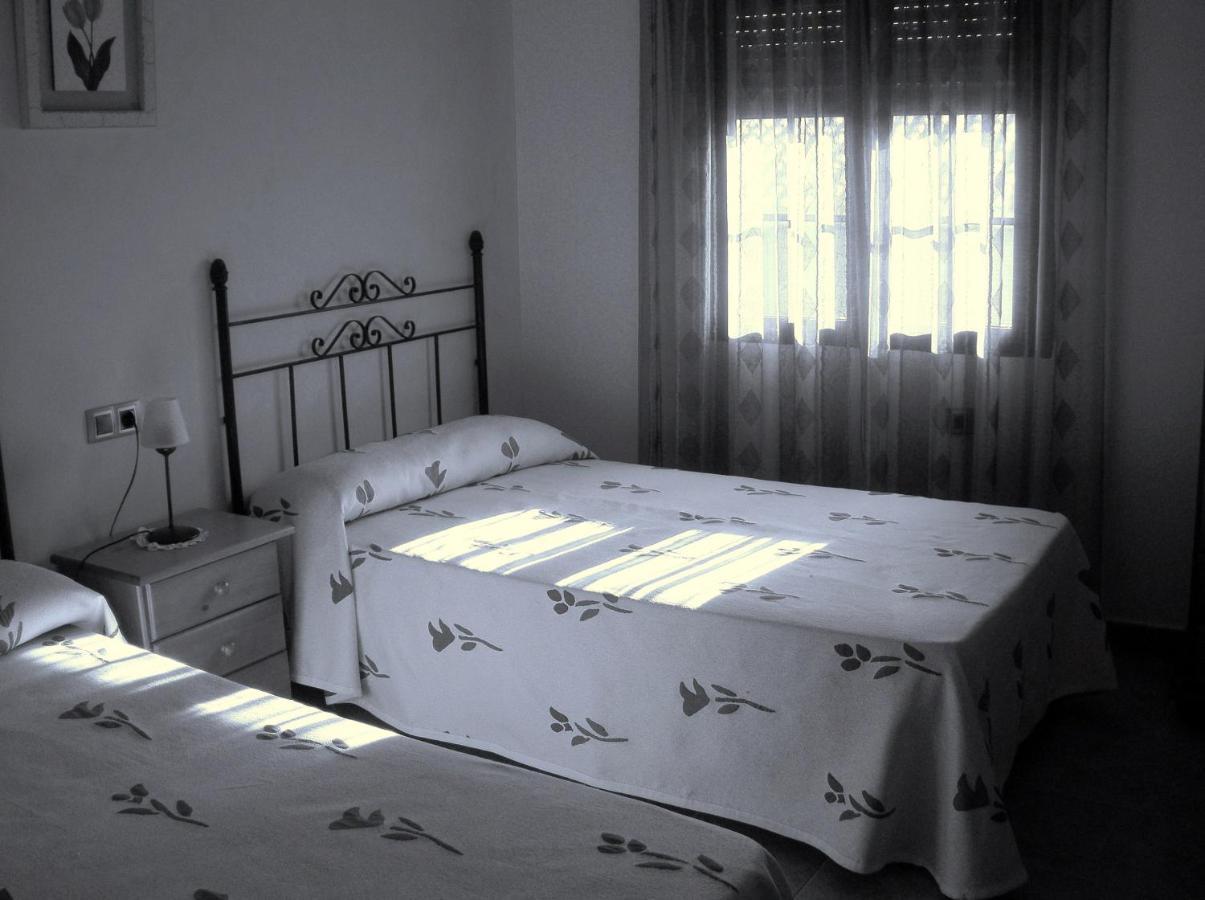 Posada La Reja Malpica de Tajo エクステリア 写真